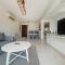 Central Luxurious 2 bedroom flat