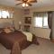 Sawin Logs Inn