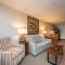 A115 One Bedroom Lake View