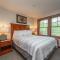 A115 One Bedroom Lake View