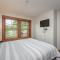 A115 One Bedroom Lake View