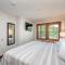 A117 One Bedroom Lake View