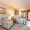 B205 One Bedroom Lake View