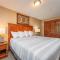 B205 One Bedroom Lake View