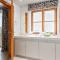 Central Park - Alpine Apartment