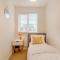 Pelican Rest - Uk41429