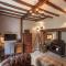 Three Little Pigs Luxury Cottage - Milton Abbas