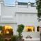 Hotel Atulyaa Taj