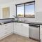 Ocean Starr - Glorious Views of the Clarence - Holiday Yamba Ocean Starr - Glorious Views of the Clarence - Holiday Yamba