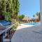 Villa Ronika - Holidays in Coral Bay
