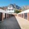 Ocean View Camps Bay 3bed Apt Beach Vistas