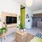 Whispering Palms 1-BR Apt By Finikoudes Beach