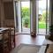 CASETTA MIRAVIGNA cozy flat with garden in Franciacorta & Iseo Lake