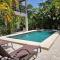 Lapislazuli House & Flats with shared Pool