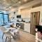 Elegant, Comfy & Sophisticated MetroLux Downtown Suite
