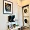 Elegant, Comfy & Sophisticated MetroLux Downtown Suite