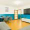 Garibaldi Accommodation and Room