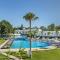 So White Boutique Suites