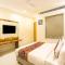 Hotel Worth Newly Bulit - New Delhi