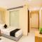 Hotel Worth Newly Bulit - New Delhi