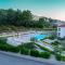 Malo More Resort