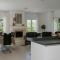 Villa Aurelia by Domus Mirus - Rooftop Cinema & Pool & 6 Minute Walk to Beach