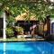 Villa Silence