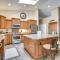 Spacious Scottsdale Home Pool and Covered Patio
