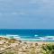 Deluxe 2 Bedroom Oceanfront Flat in Praia del Rey
