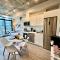 Elegant, Comfy & Sophisticated MetroLux Downtown Suite