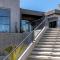 Gatsby by Fieldtrip Modern Luxury with Infinity Pool Game Room