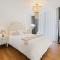 The Stylish Courtyard, Near CBD & Airport, Garage