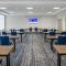 Holiday Inn Express & Suites Ottawa East-Orleans by IHG