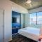 Desirable 2BD - Central DT, Gym, Pool, Parking Sleep8
