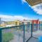 Desirable 2BD - Central DT, Gym, Pool, Parking Sleep8
