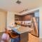 Stunning 2BD - Central DT- Gym, Pool, Parking Sleep8