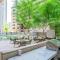 Stunning 2BD - Central DT- Gym, Pool, Parking Sleep8