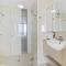 Elston Apartments - QStay