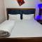 Toly’s Spacious One Bedroom