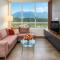 Stylish Panoramic Views City Loft