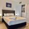 Brisbane Skytower -61st Floor- luxurious Apartment with 3 bedrooms and 2 bathrooms