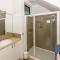 37 Oceanview Pde