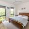 37 Oceanview Pde