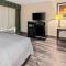 Quality Inn & Suites - Granbury