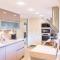 Trendguide Suites by Alpine Host Helpers