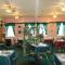 Manitou Motor Inn