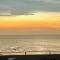 OCEAN BREEZE - WAVES LUXURY CONDO