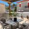 Douskos Guesthouse
