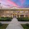 The Adaline #3 - Upscale Hyde Park Apt, First Floor