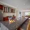 Daintree Family Getaway Huge yard Aircon Heating Sleeps 12 Parks Beaches Table Tennis